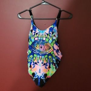 One piece nwot swim suit